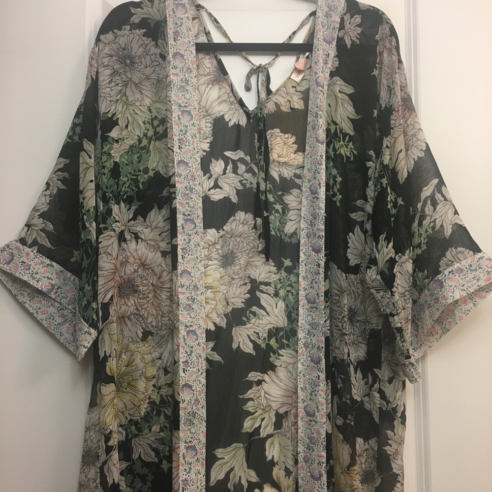 NWOT Band of Gypsies Beach Cover Kimono
